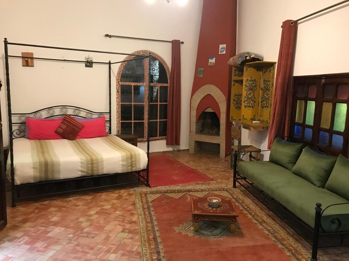 Ryad Bahia Meknes Bagian luar foto